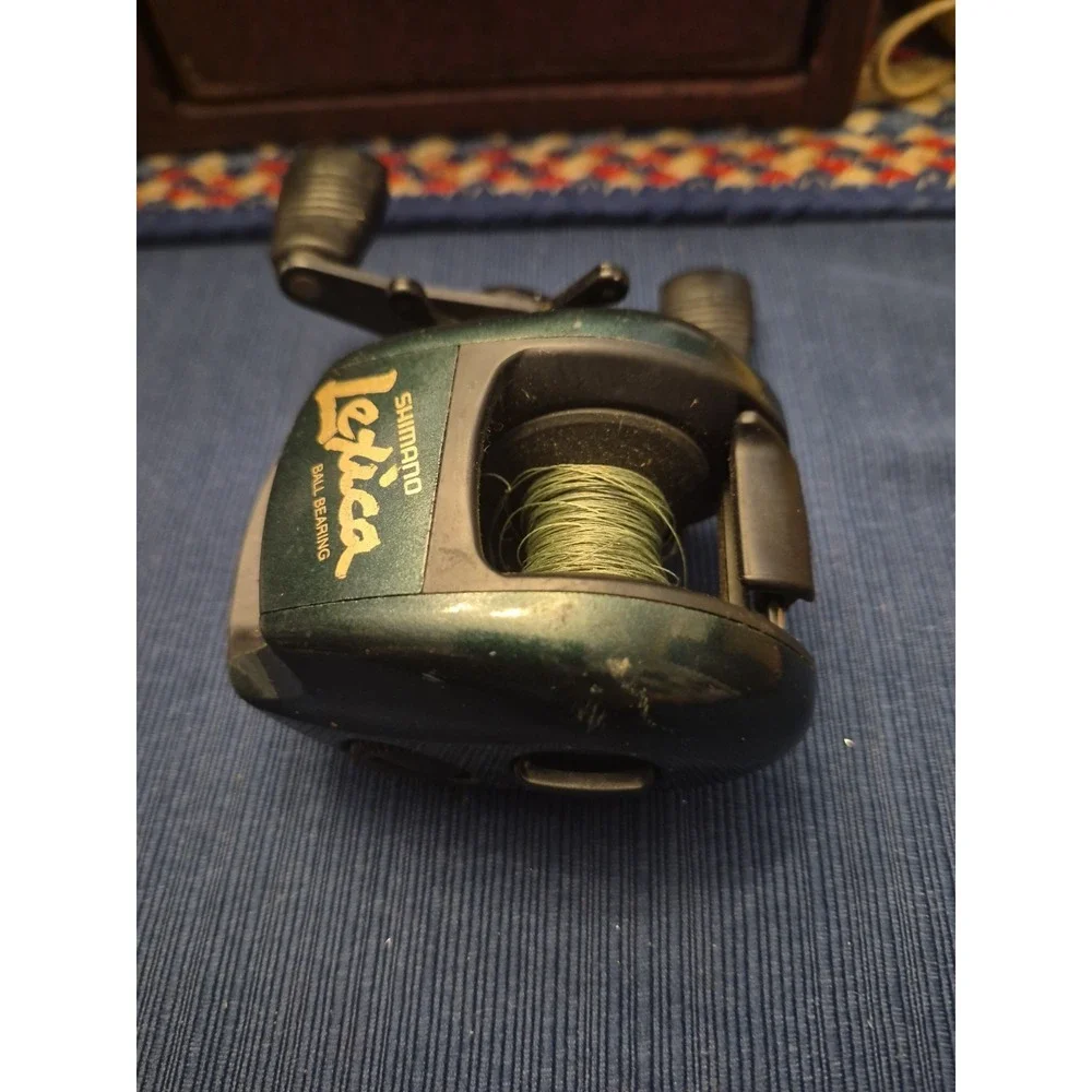 Shimano LEXICA LX 100 BAITCAST FISHING REEL